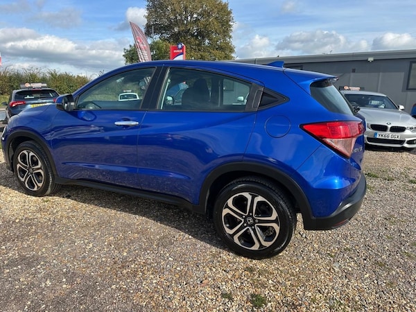 Used Honda HR-V 2017 for sale - 76202962: Photo 11