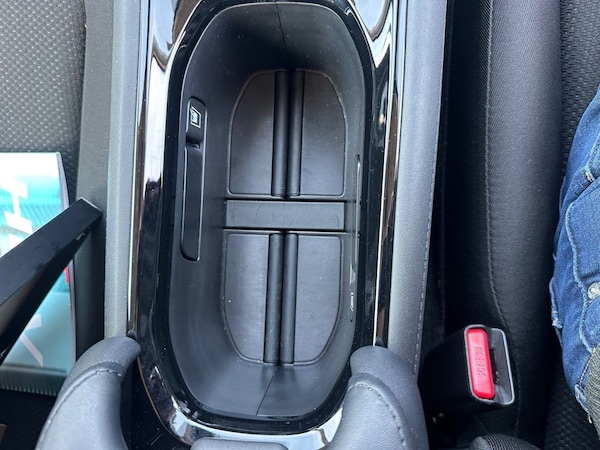 Used Honda HR-V 2017 for sale - 76202962: Photo 30