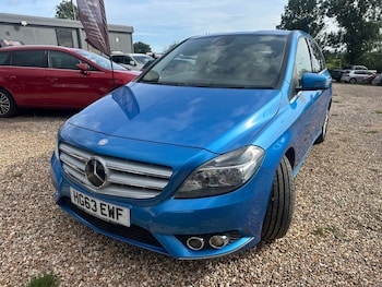 Used Mercedes-Benz B-Class 2014 for sale - 75854287: Photo