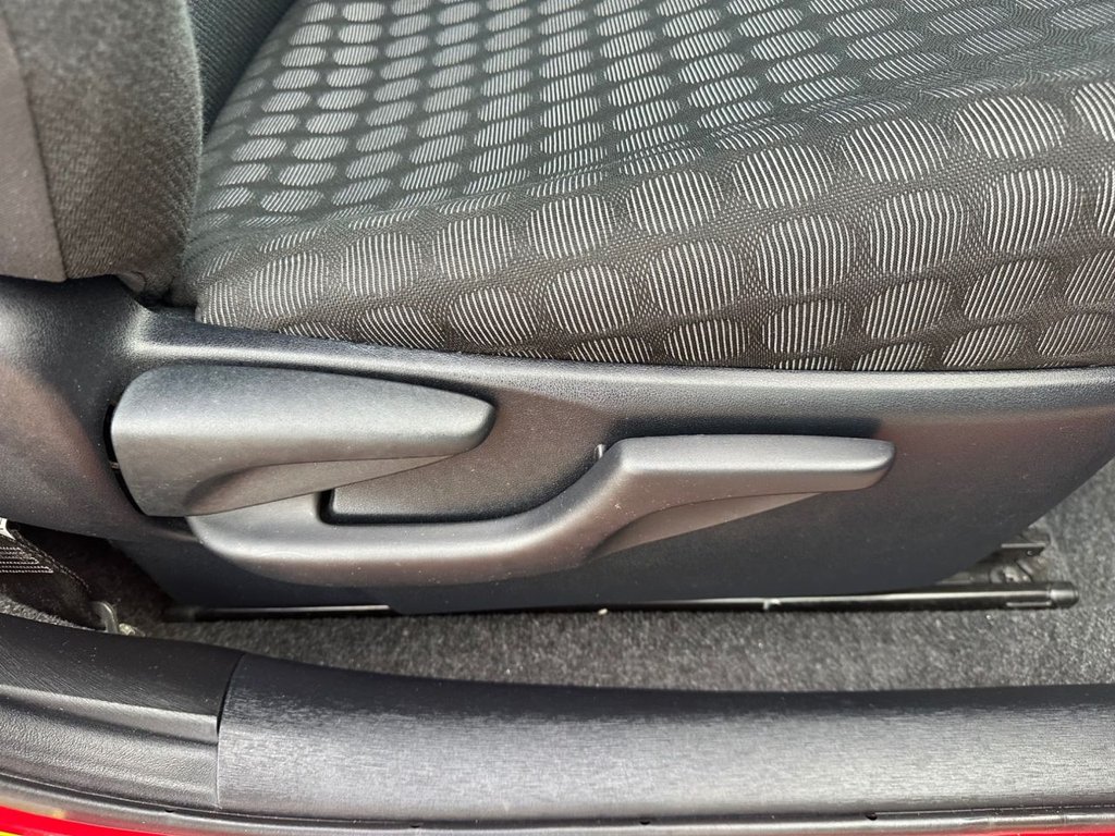 Used Toyota IQ 2011 for sale - 76396372: Photo 21