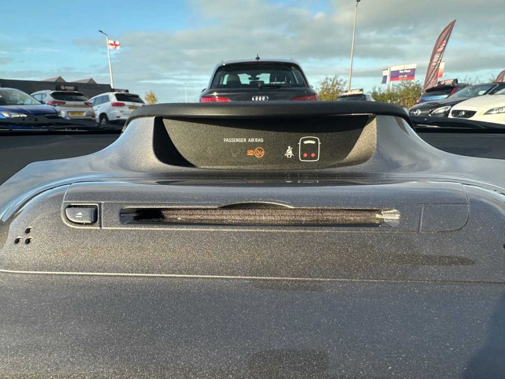 Used Toyota IQ 2011 for sale - 76396372: Photo 29