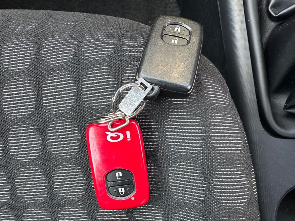 Used Toyota IQ 2011 for sale - 76396372: Photo 37