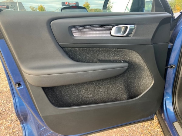 Used Volvo XC40 2019 for sale - 76267310: Photo 25