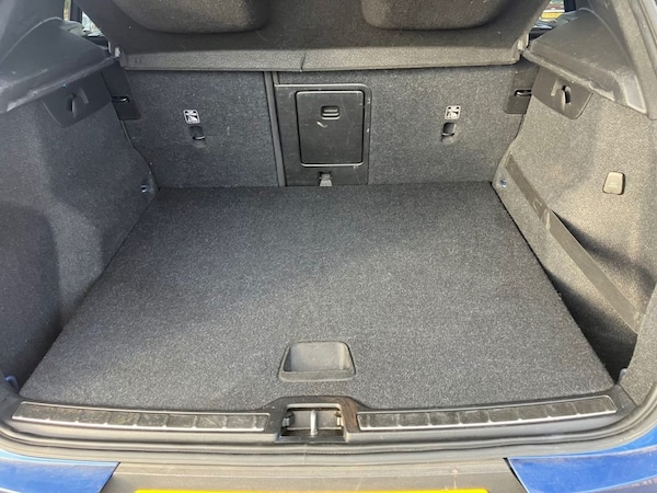 Used Volvo XC40 2019 for sale - 76267310: Photo 31