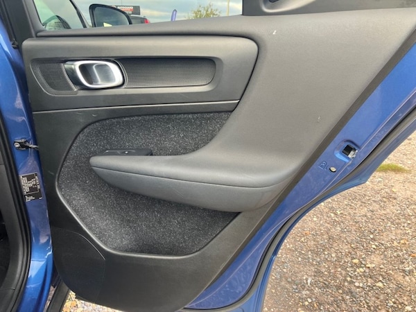 Used Volvo XC40 2019 for sale - 76267310: Photo 34