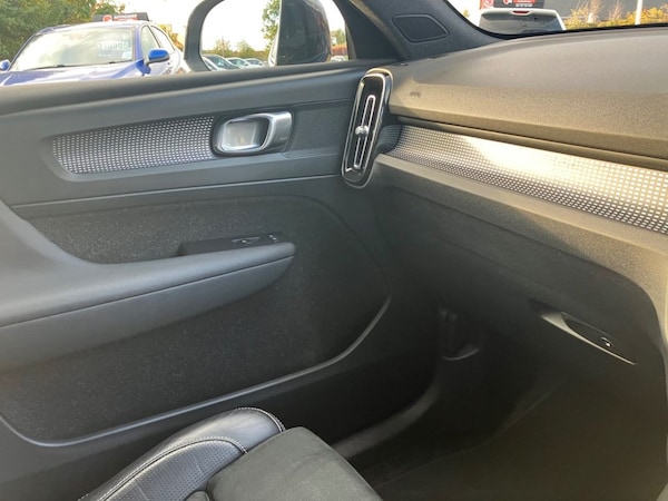 Used Volvo XC40 2019 for sale - 76267310: Photo 47