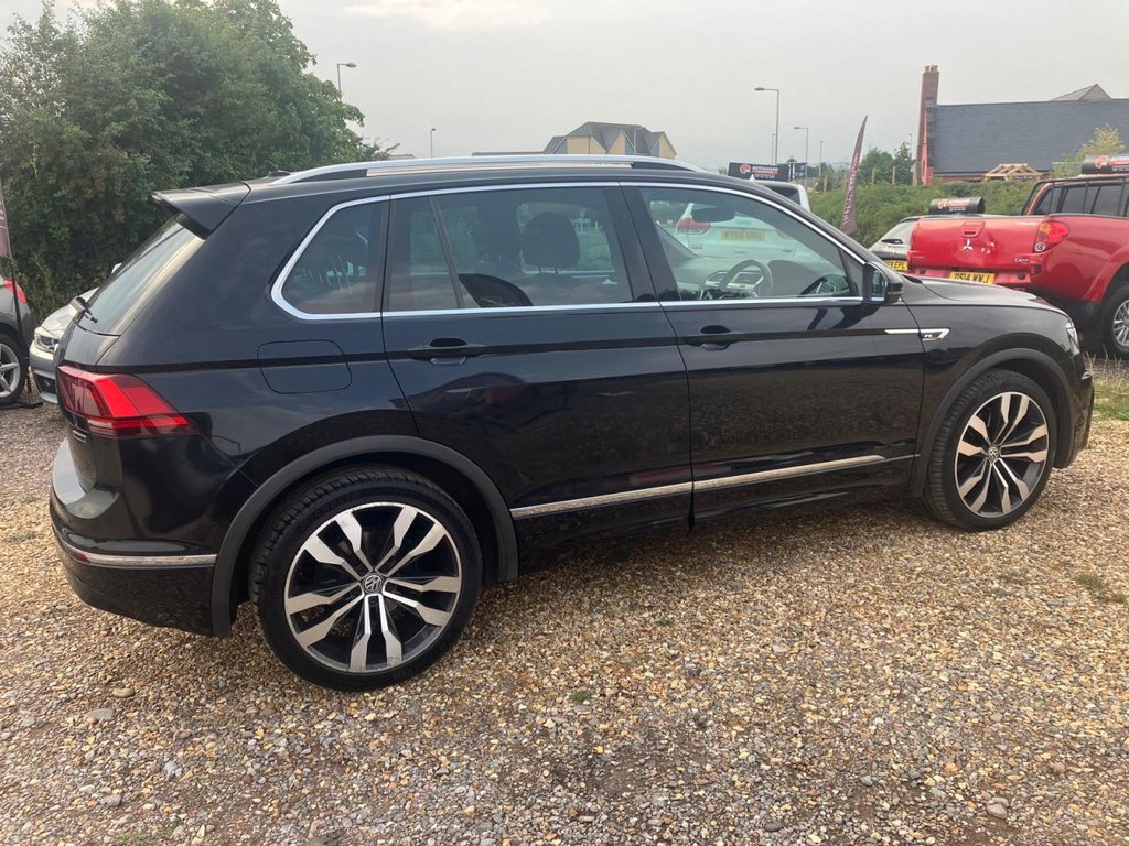 Used Volkswagen Tiguan 2019 for sale - 76119039: Photo 1