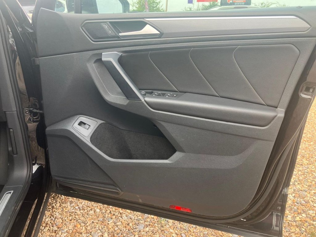 Used Volkswagen Tiguan 2019 for sale - 76119039: Photo 23