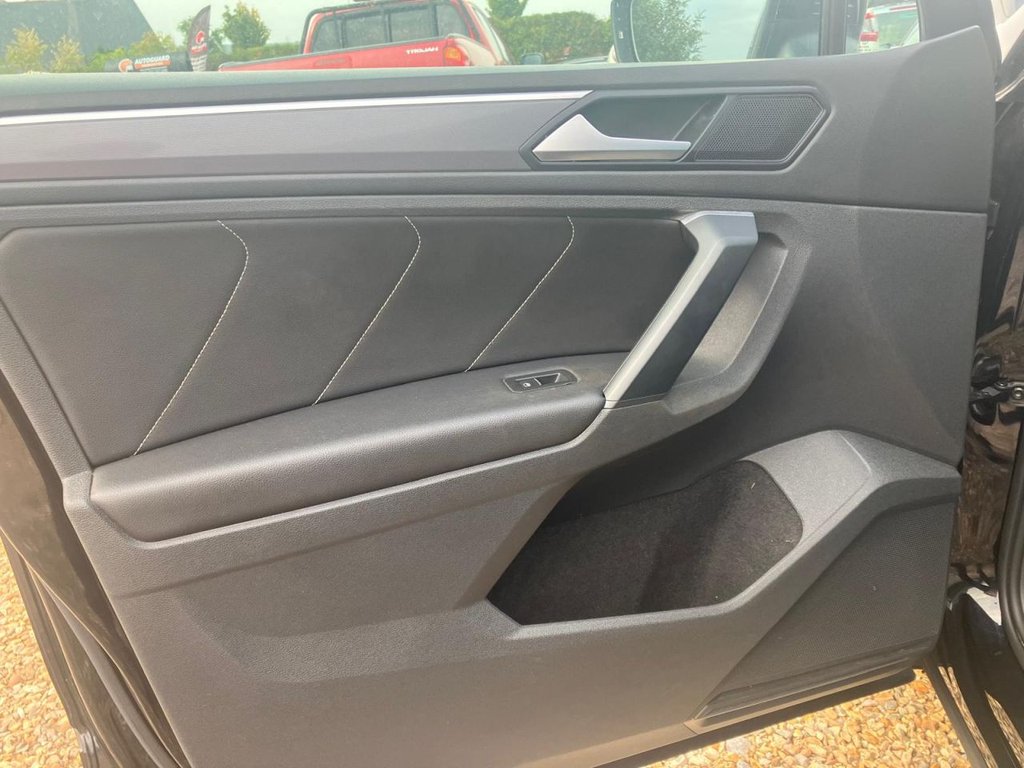 Used Volkswagen Tiguan 2019 for sale - 76119039: Photo 42