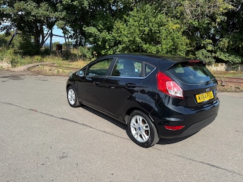 Used Ford Fiesta 2015 for sale - 79525228: Photo