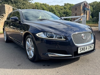 Used Jaguar XF 2014 for sale - 79536624: Photo