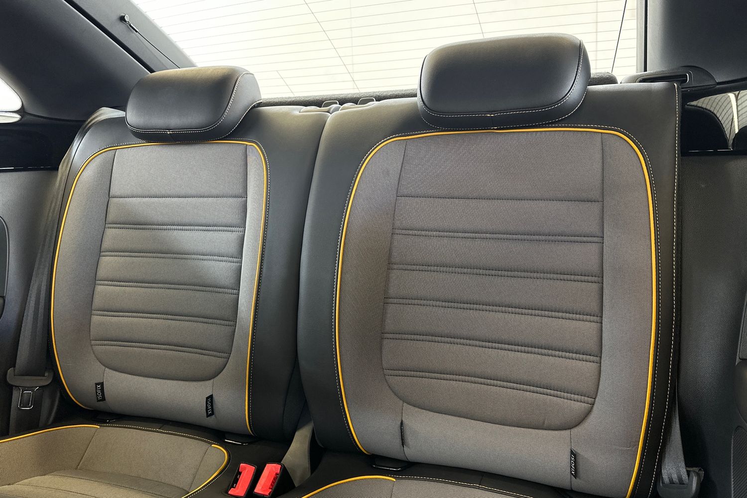 Used Volkswagen Beetle 2017 for sale - 77760430: Photo 17