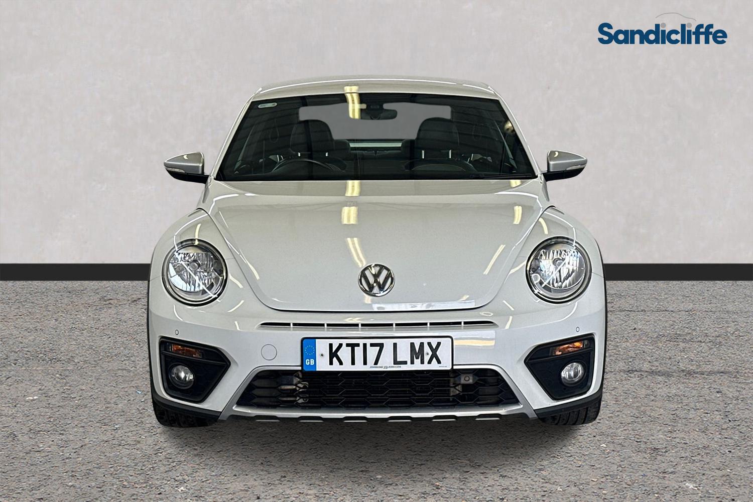 Used Volkswagen Beetle 2017 for sale - 77760430: Photo 2