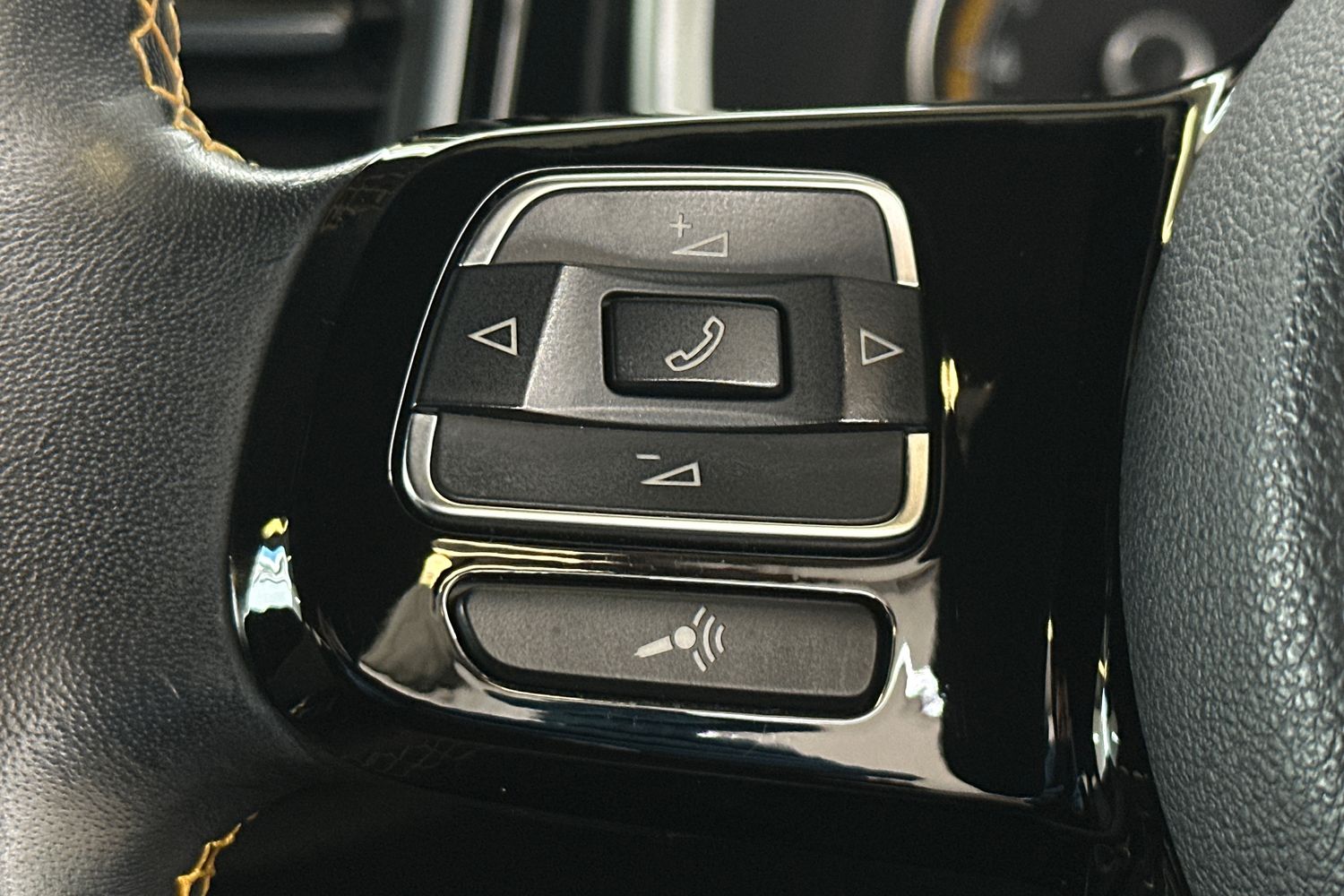 Used Volkswagen Beetle 2017 for sale - 77760430: Photo 27