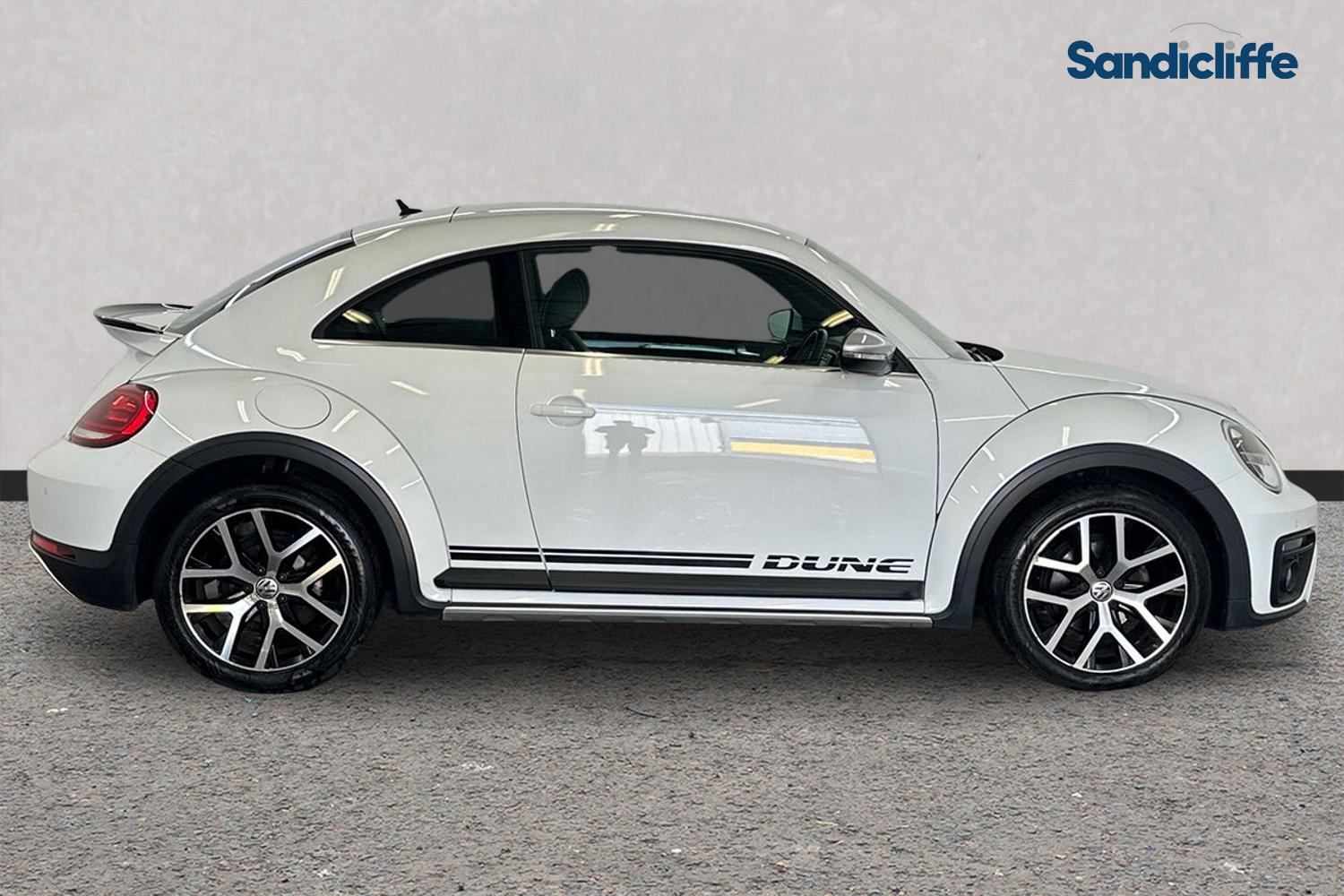 Used Volkswagen Beetle 2017 for sale - 77760430: Photo 3