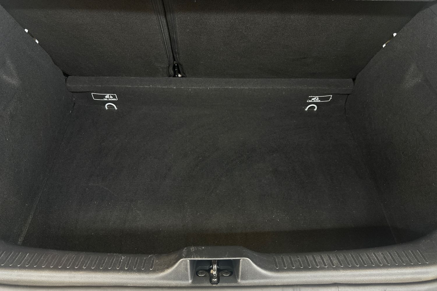 Used Renault Clio 2018 for sale - 76950948: Photo 15