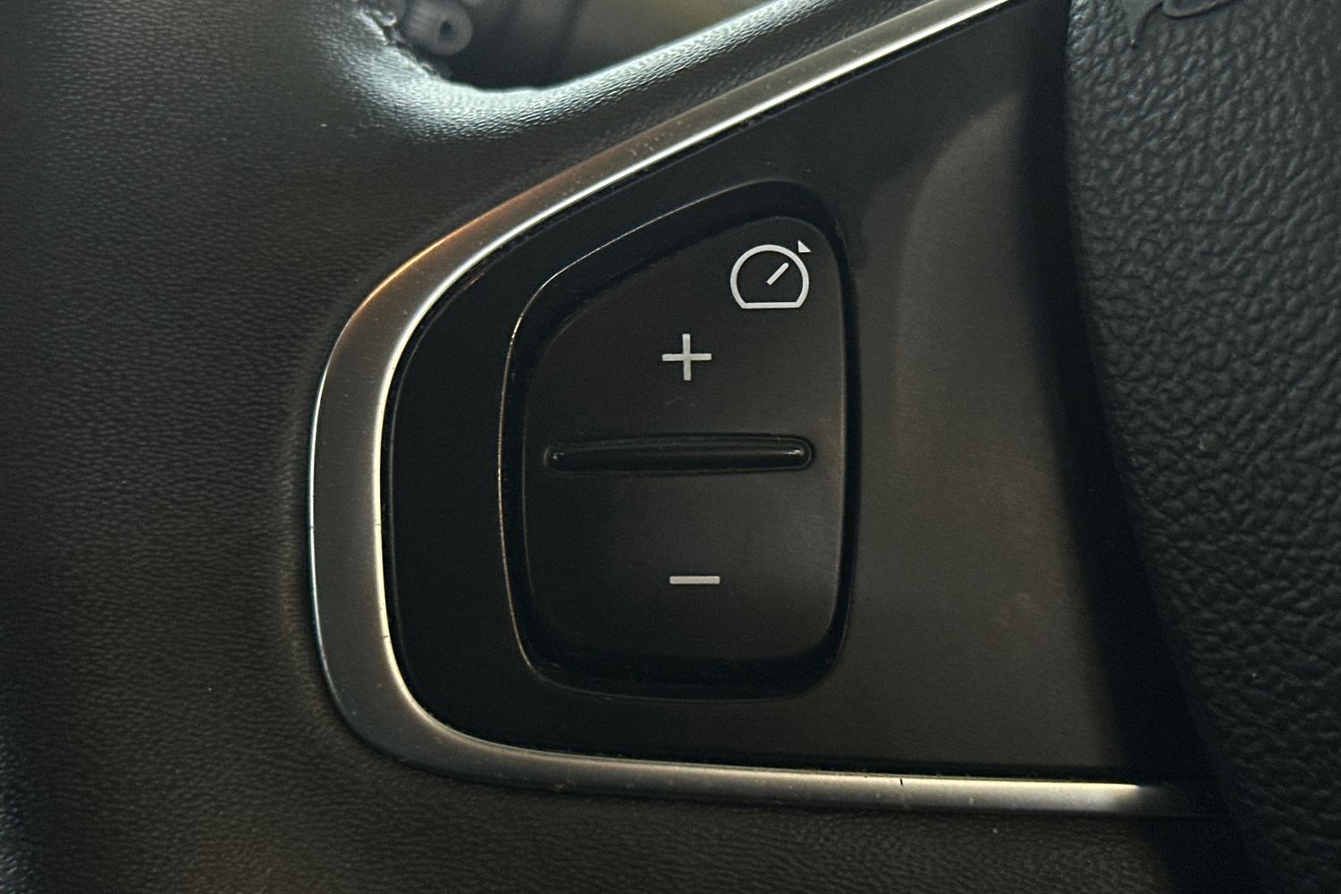 Used Renault Clio 2018 for sale - 76950948: Photo 21