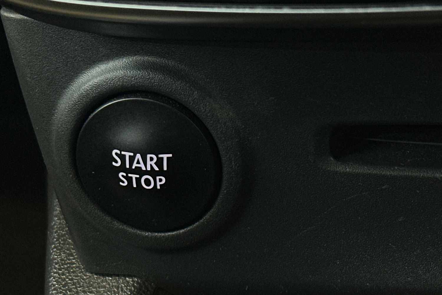 Used Renault Clio 2018 for sale - 76950948: Photo 30