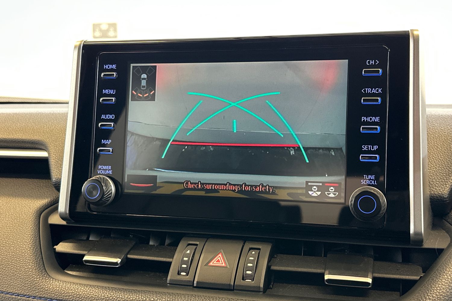 Used Toyota RAV4 2020 for sale - 77716009: Photo 40