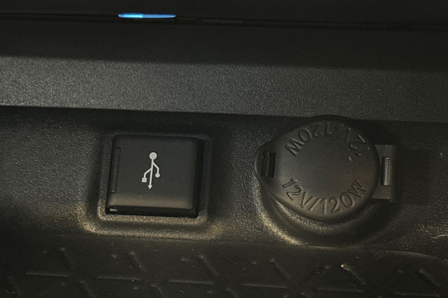 Used Toyota RAV4 2020 for sale - 77716009: Photo 42