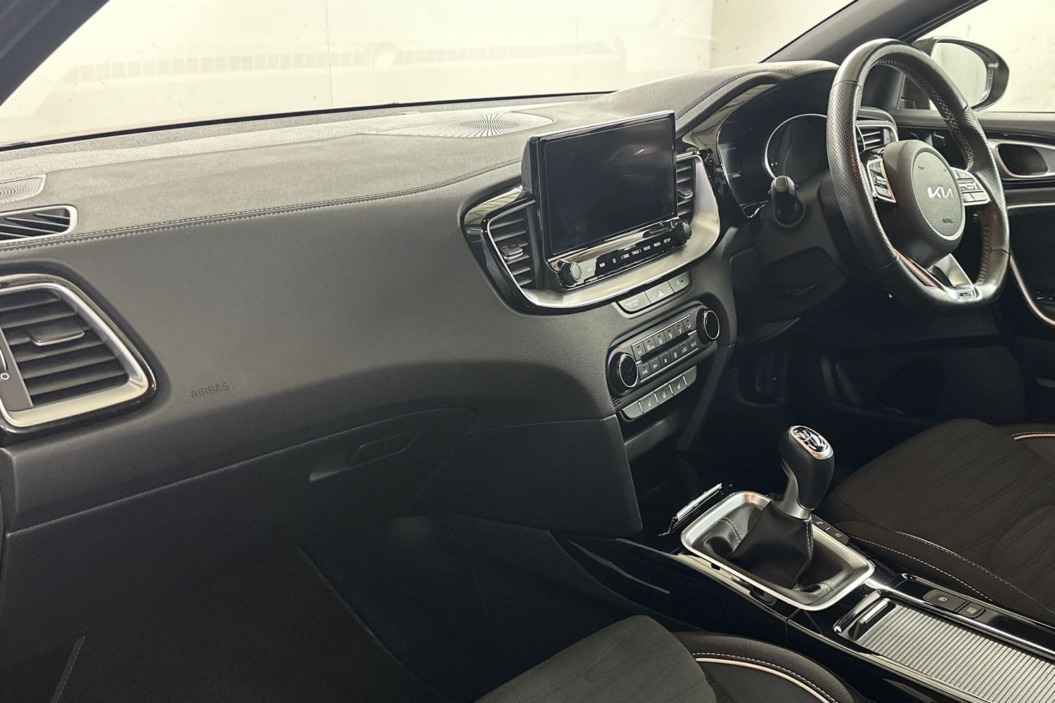 Used Kia XCeed 2023 for sale - 76542803: Photo 13