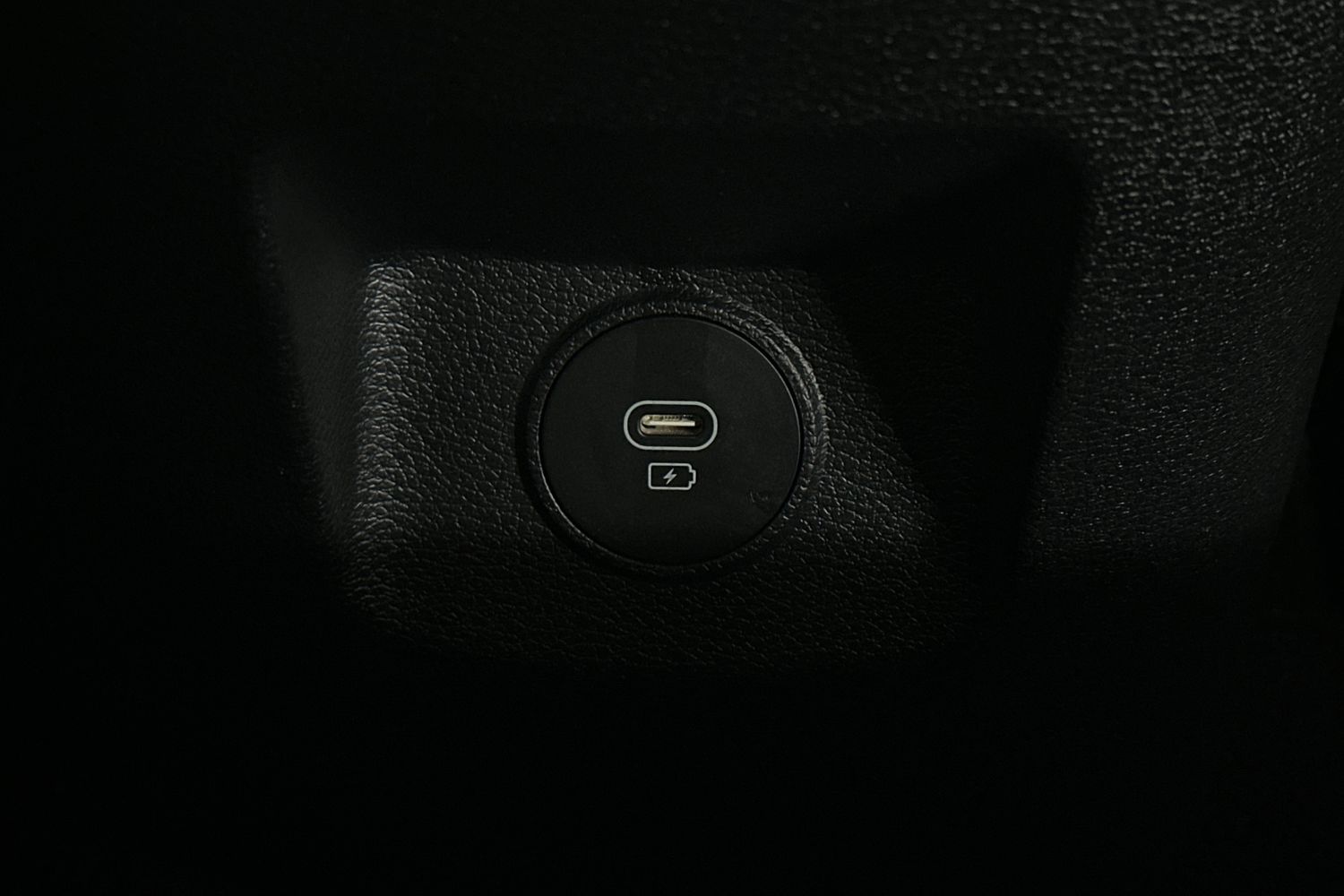 Used Kia XCeed 2023 for sale - 76542803: Photo 18