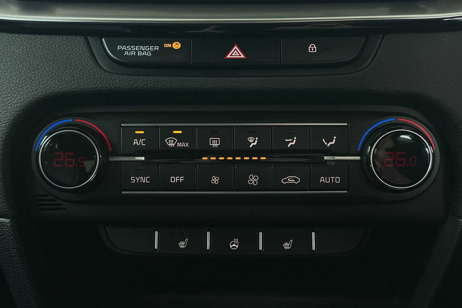 Used Kia XCeed 2023 for sale - 76542803: Photo 32