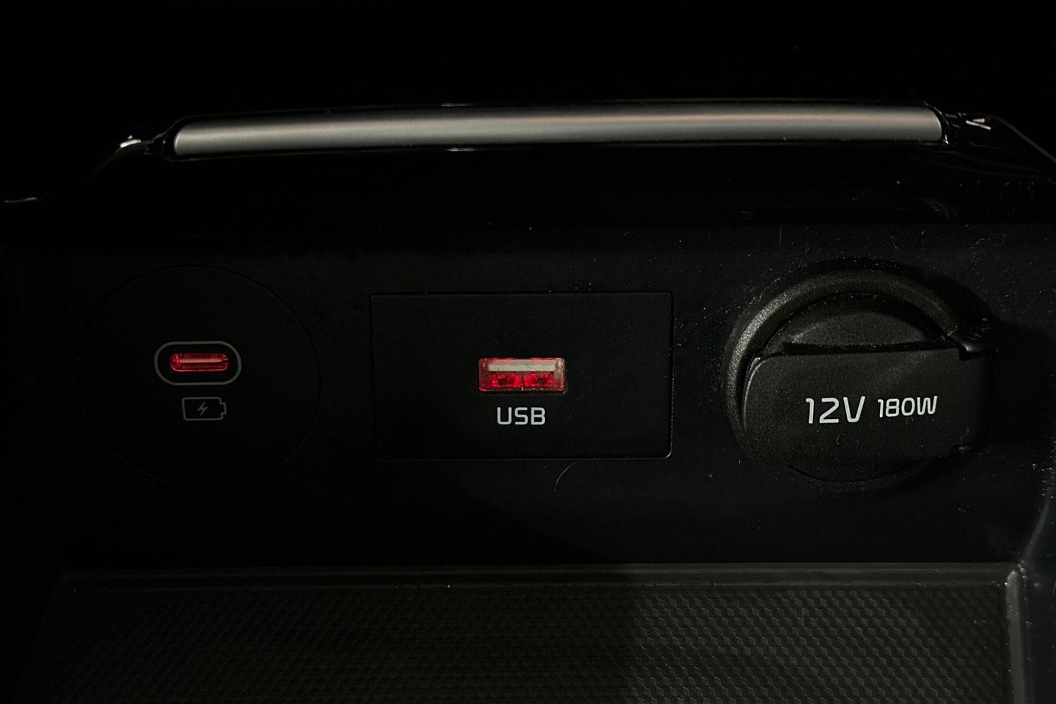 Used Kia XCeed 2023 for sale - 76542803: Photo 33