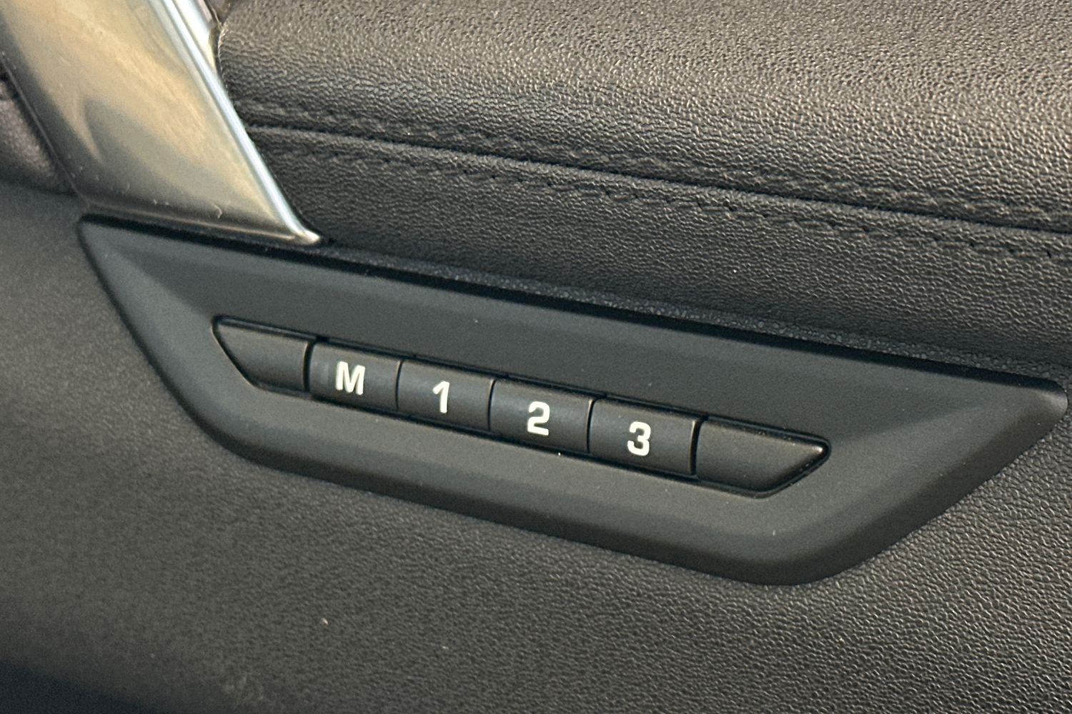 Used Land Rover Discovery Sport 2019 for sale - 77880906: Photo 28