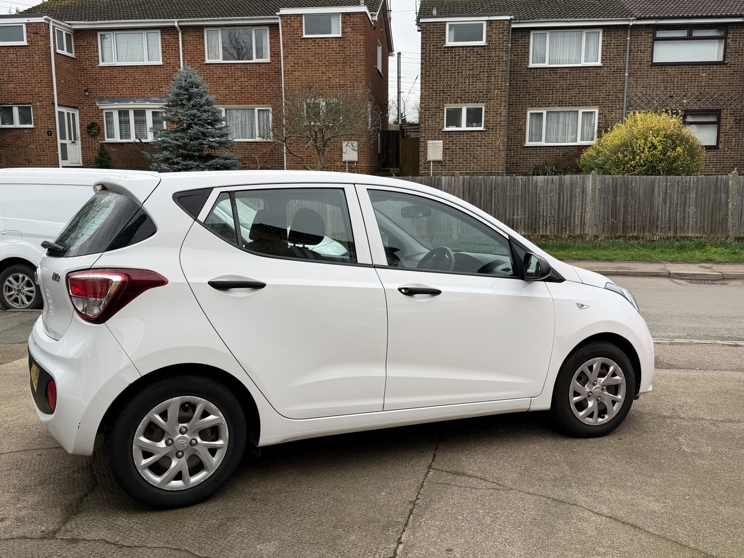 Used Hyundai i10 2017 for sale - 77807093: Photo 16