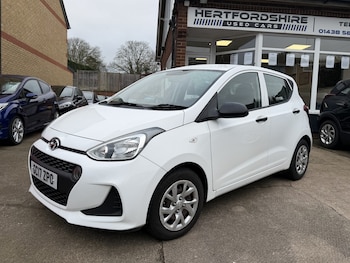 Used Hyundai i10 2017 for sale - 77807093: Photo