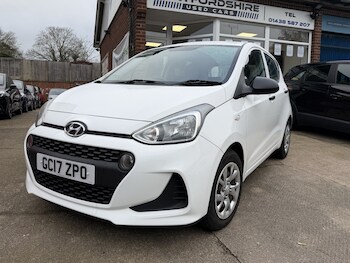 Used Hyundai i10 2017 for sale - 77807093: Photo