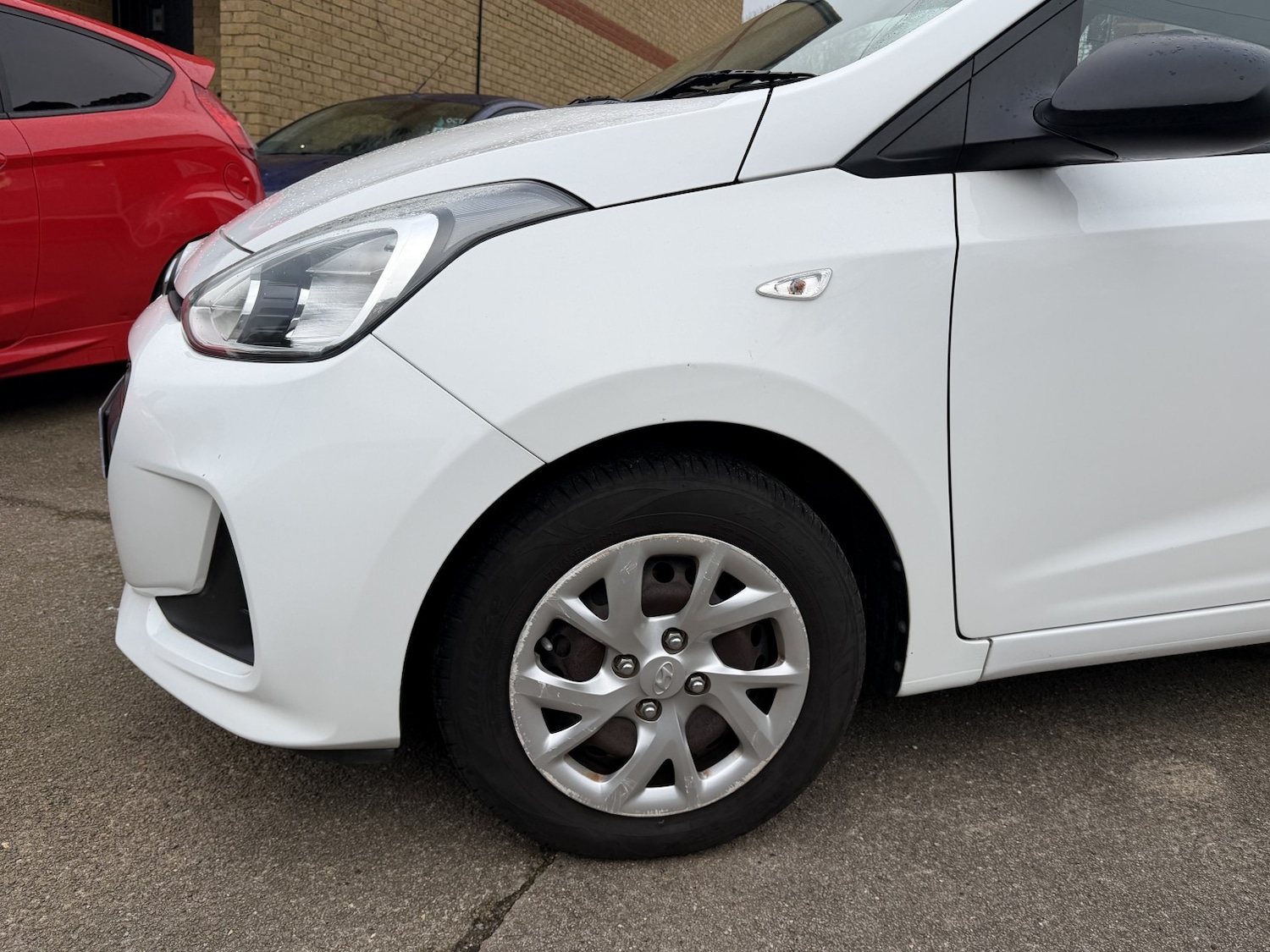 Used Hyundai i10 2017 for sale - 77807093: Photo 5