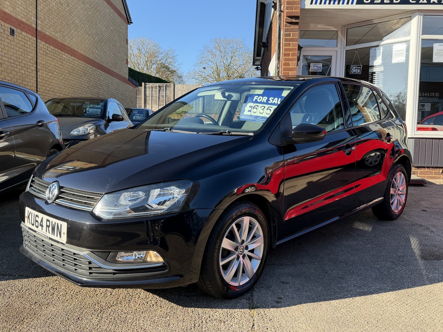 Used Volkswagen Polo 2014 for sale - 76699235: Photo 1