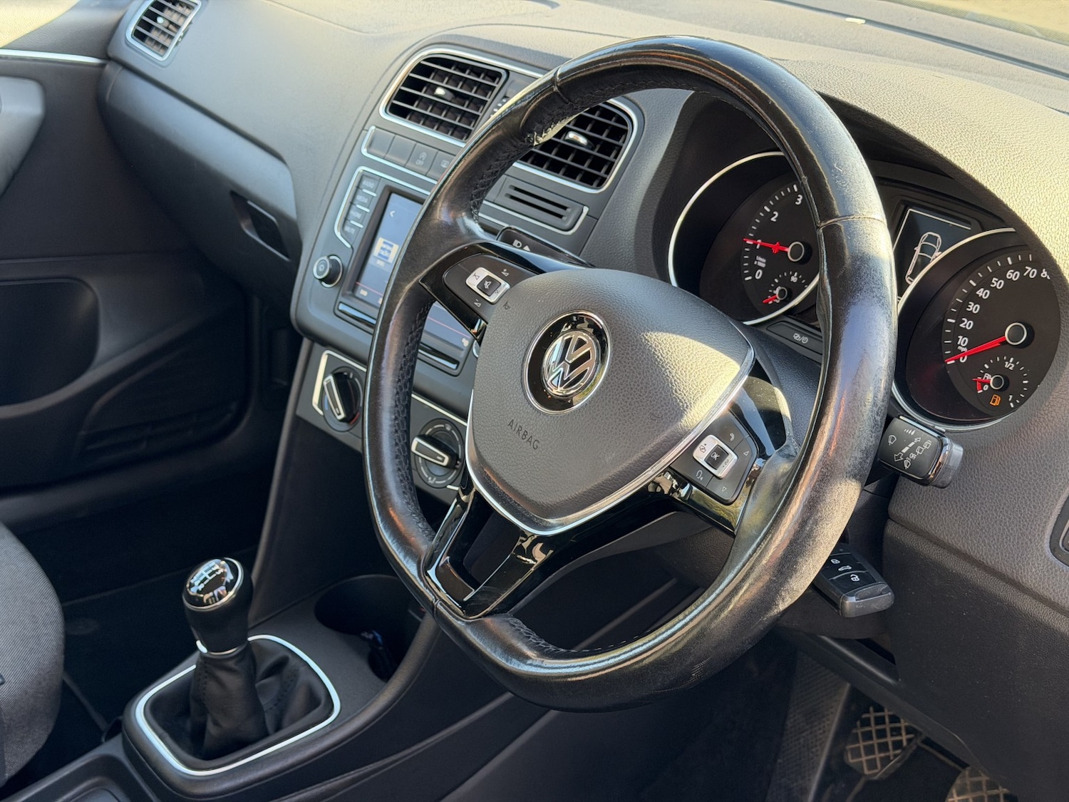 Used Volkswagen Polo 2014 for sale - 76699235: Photo 22