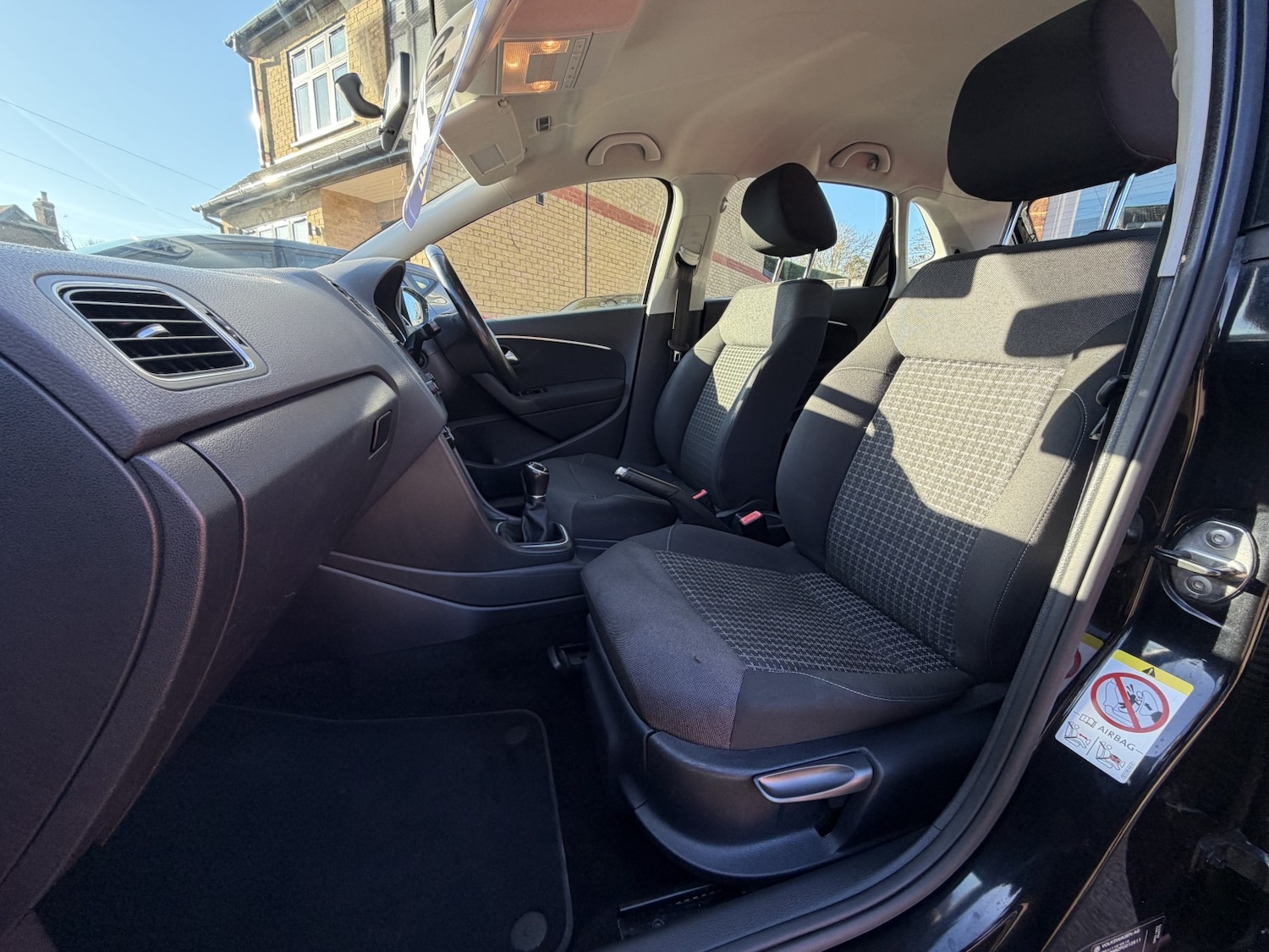 Used Volkswagen Polo 2014 for sale - 76699235: Photo 28