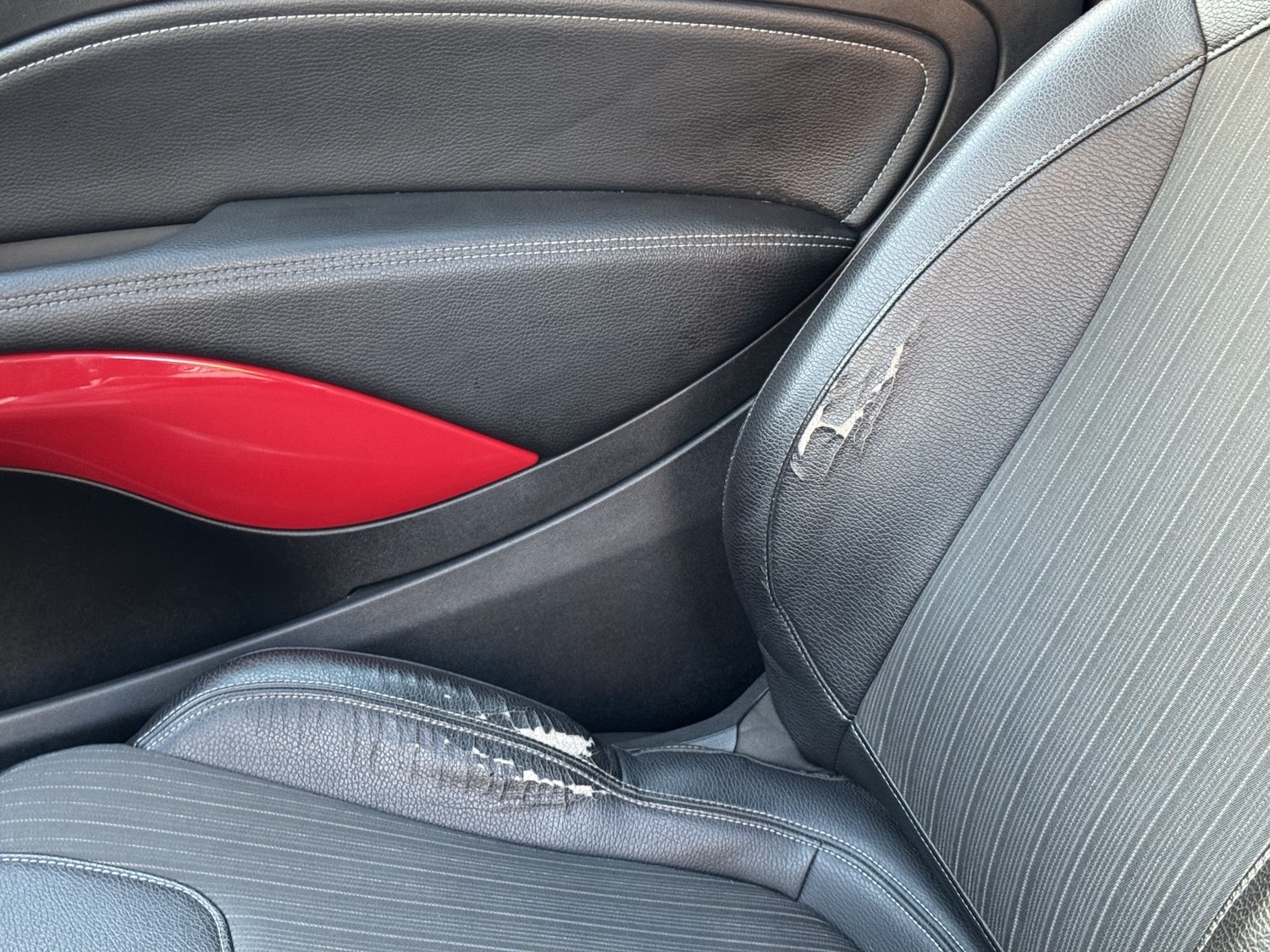 Used Vauxhall ADAM 2014 for sale - 76769671: Photo 28