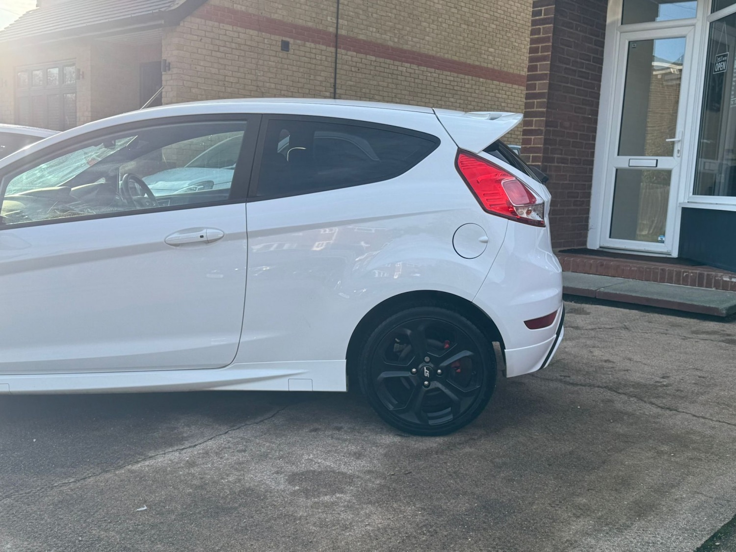 Used Ford Fiesta 2015 for sale - 77319860: Photo 13