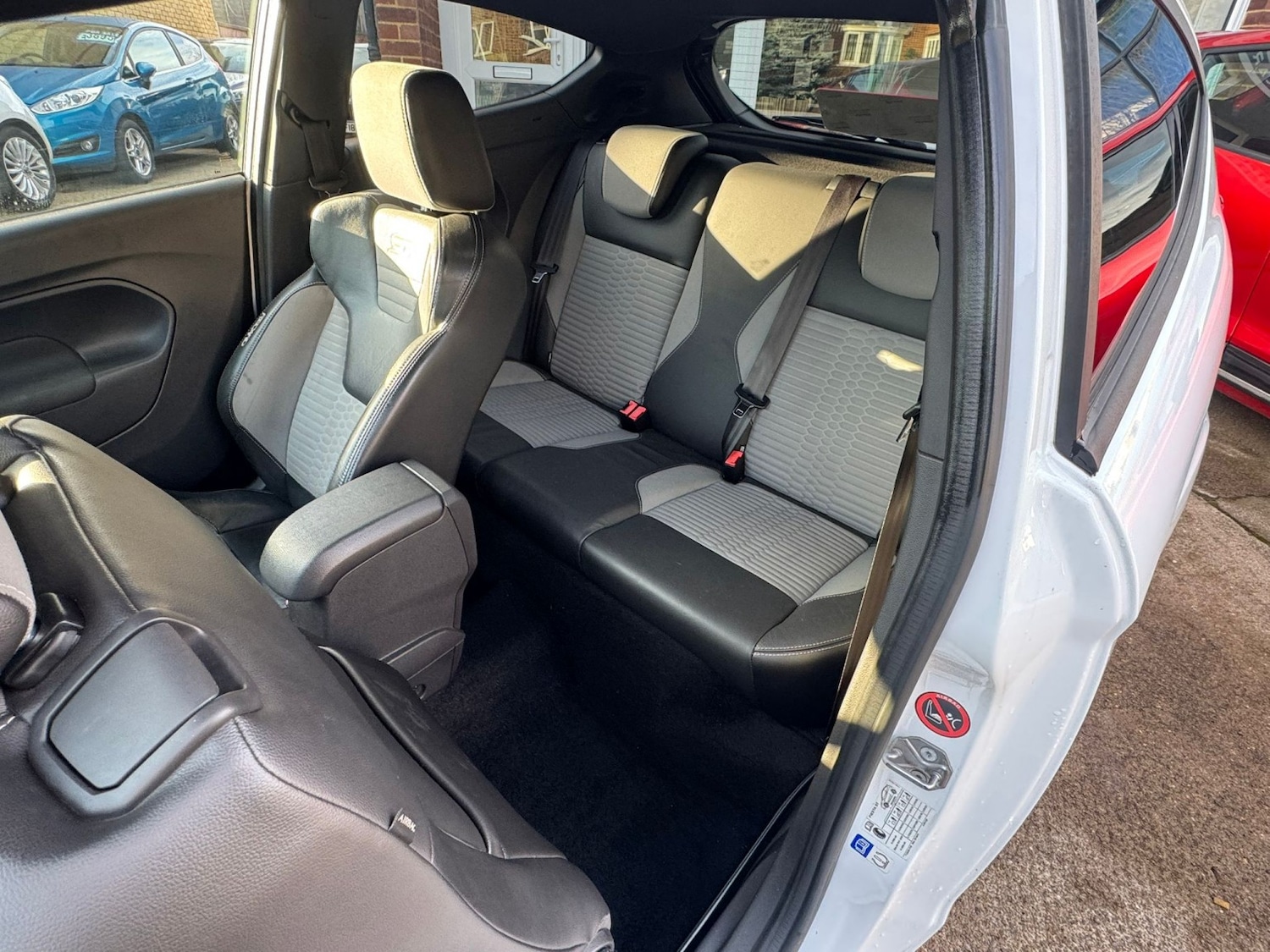 Used Ford Fiesta 2015 for sale - 77319860: Photo 19