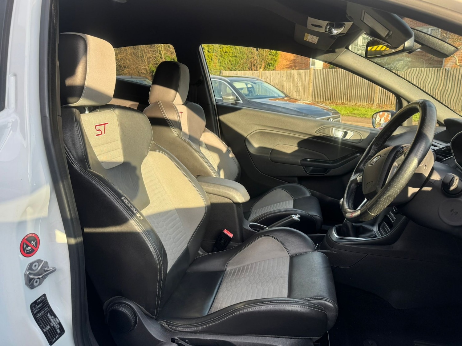 Used Ford Fiesta 2015 for sale - 77319860: Photo 20