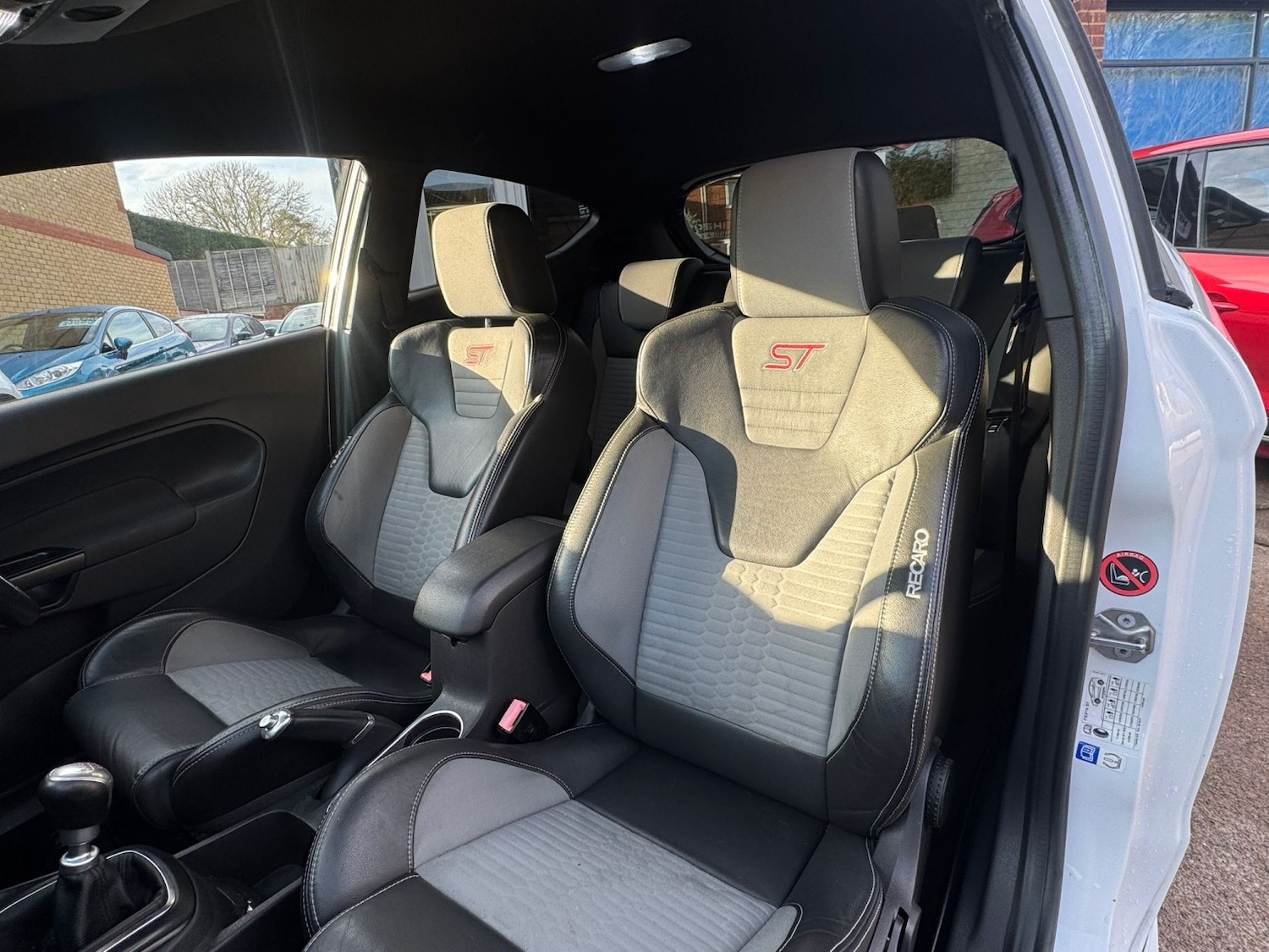 Used Ford Fiesta 2015 for sale - 77319860: Photo 22