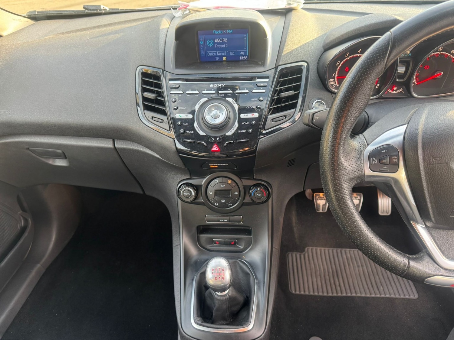 Used Ford Fiesta 2015 for sale - 77319860: Photo 26