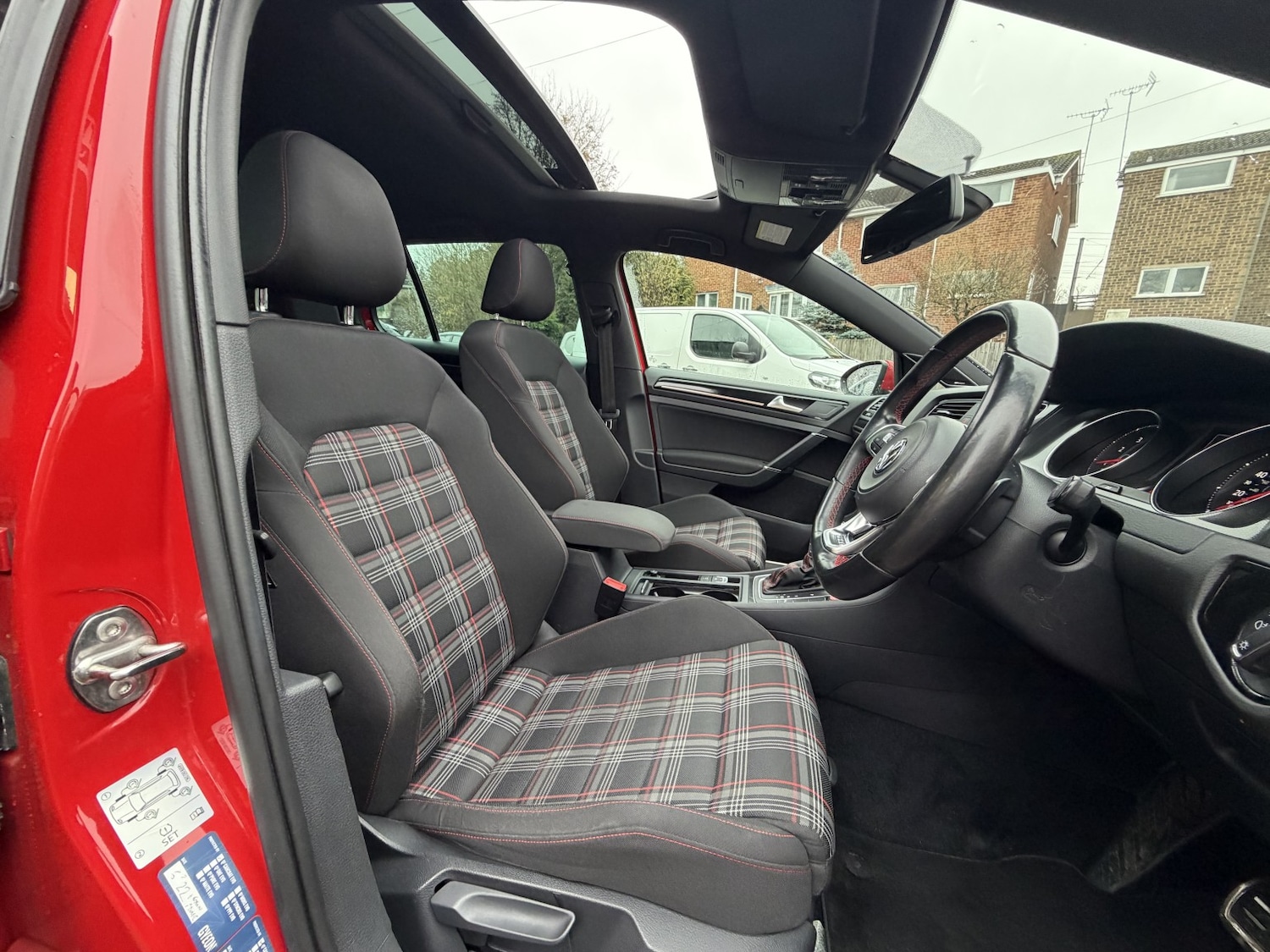 Used Volkswagen Golf 2013 for sale - 77548239: Photo 31