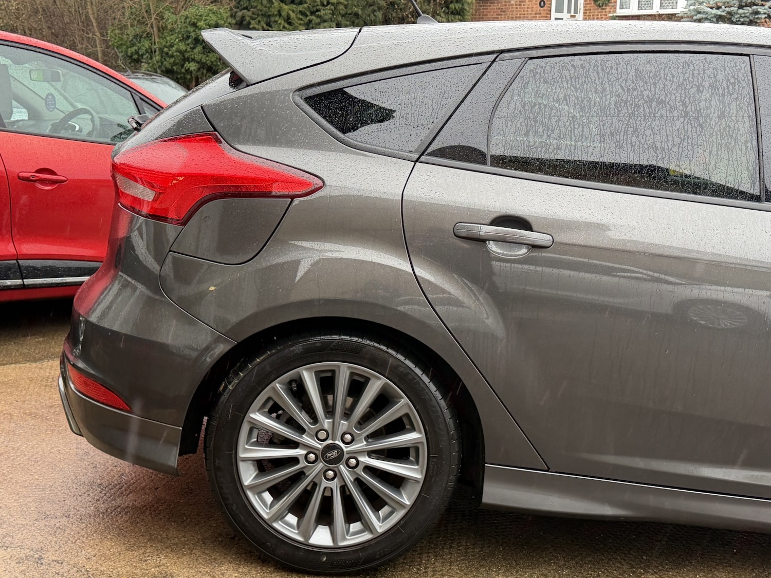 Used Ford Focus 2018 for sale - 77319869: Photo 9