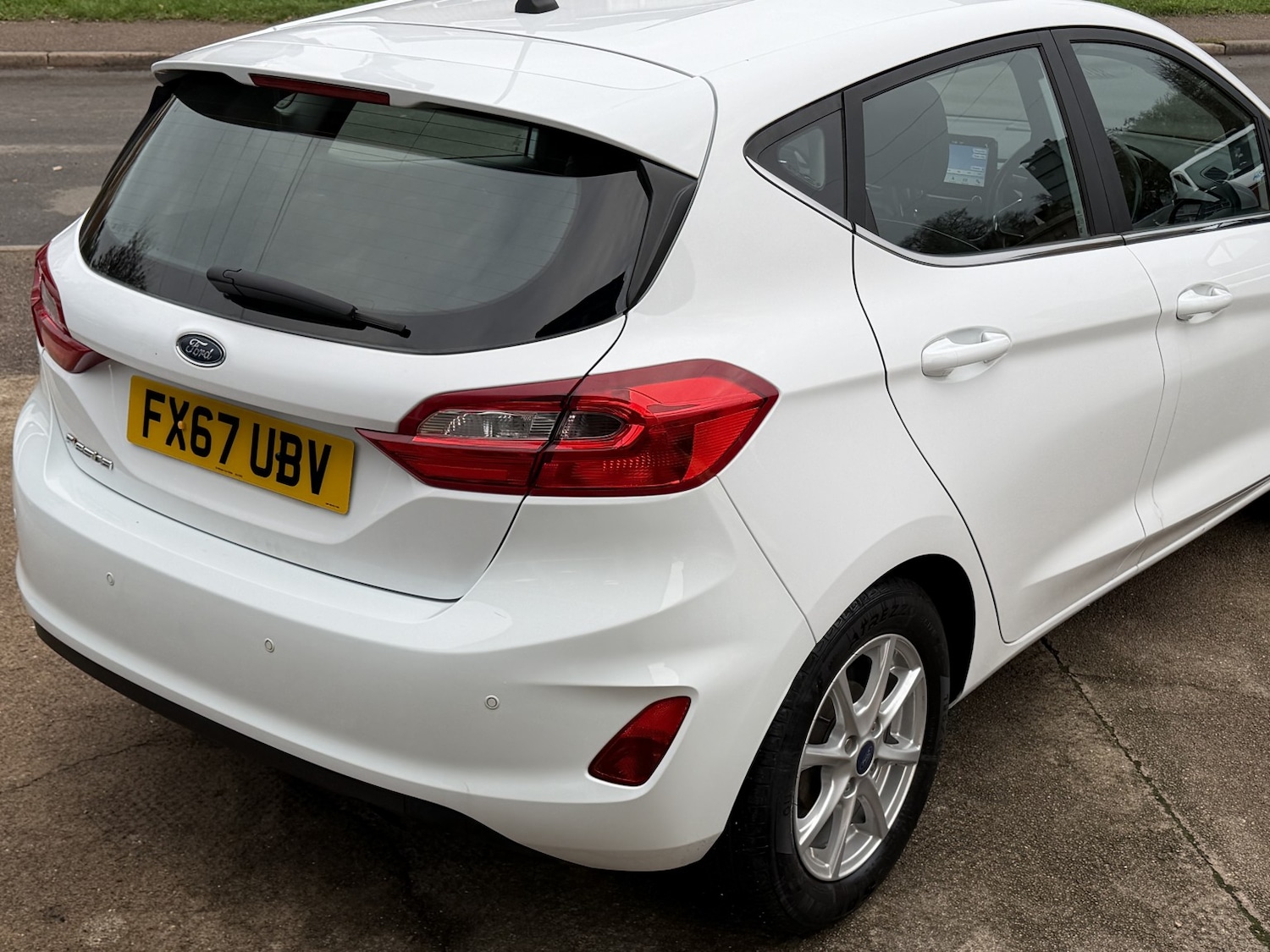 Used Ford Fiesta 2017 for sale - 76884910: Photo 15