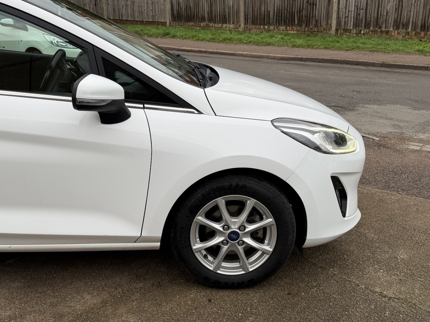 Used Ford Fiesta 2017 for sale - 76884910: Photo 17