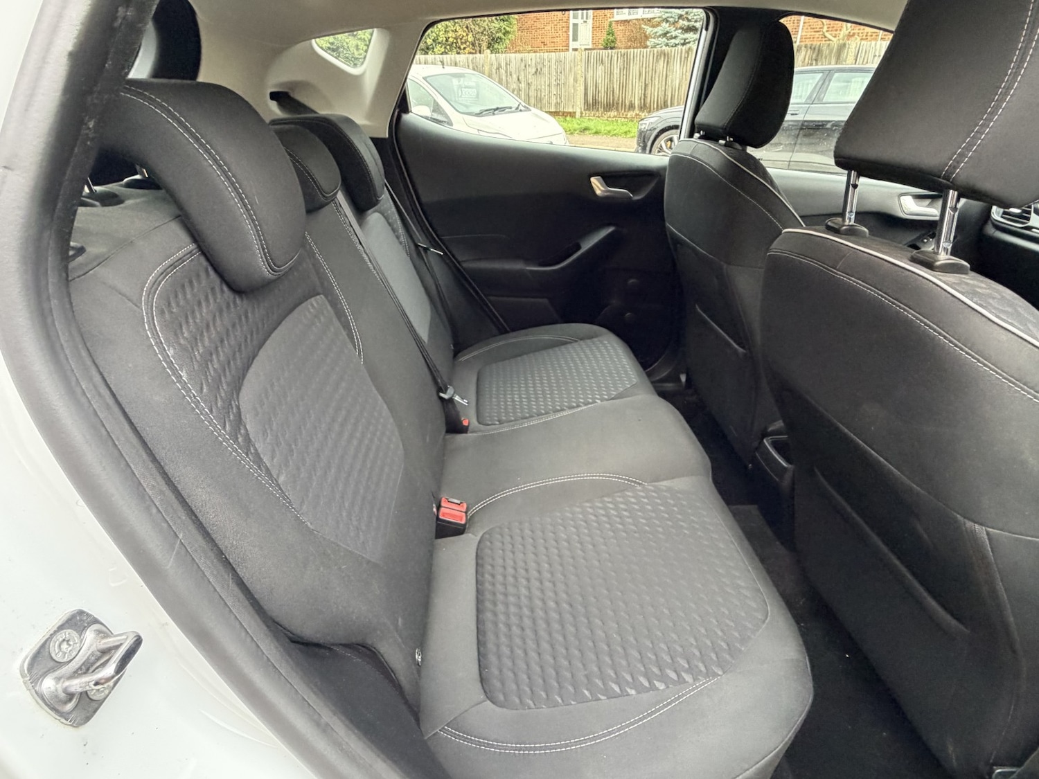 Used Ford Fiesta 2017 for sale - 76884910: Photo 23