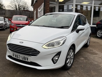 Used Ford Fiesta 2017 for sale - 76884910: Photo
