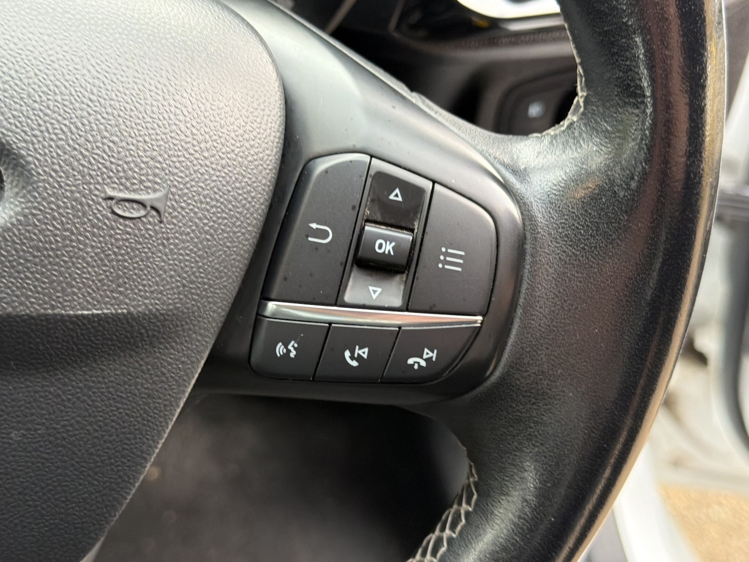 Used Ford Fiesta 2017 for sale - 76884910: Photo 33