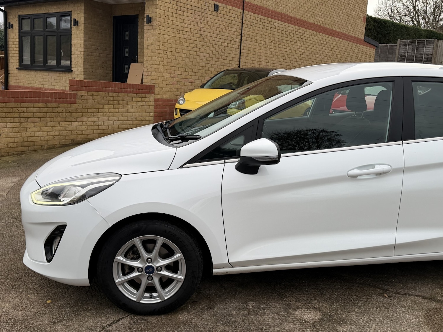 Used Ford Fiesta 2017 for sale - 76884910: Photo 6